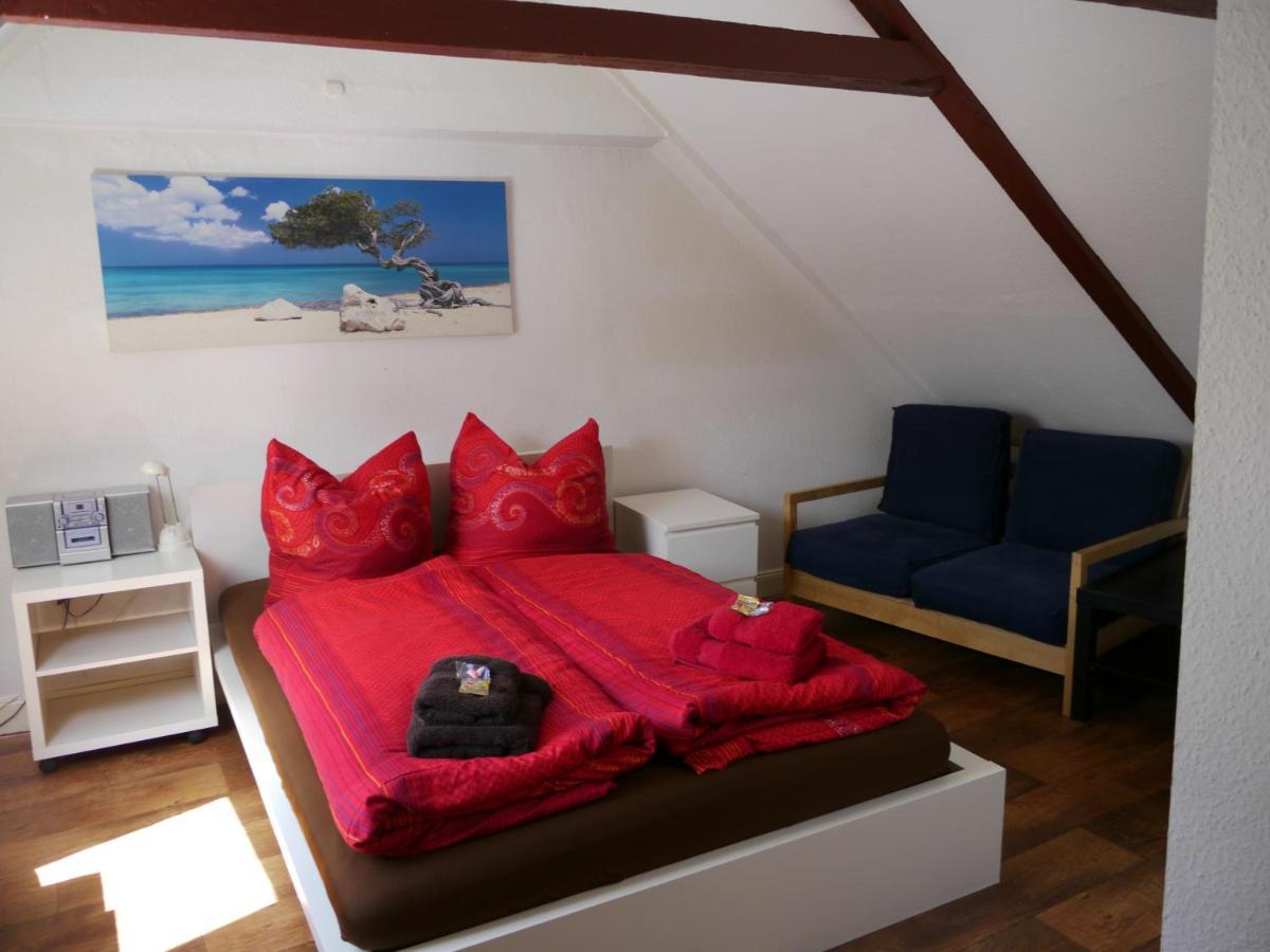Отель Sleep In Hamburg St. Pauli Экстерьер фото